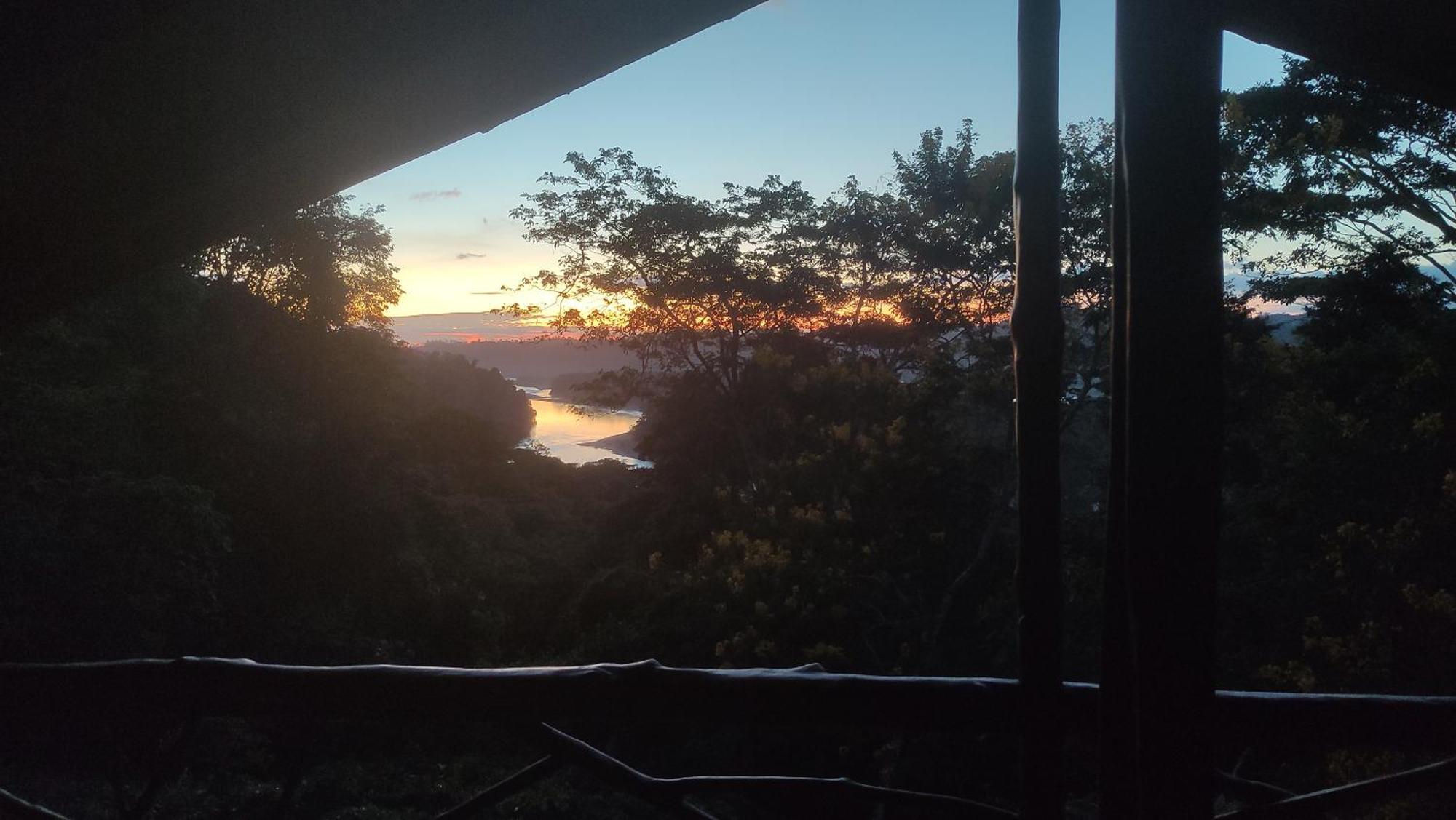Gaia Amazon EcoLodge Ahuano Esterno foto